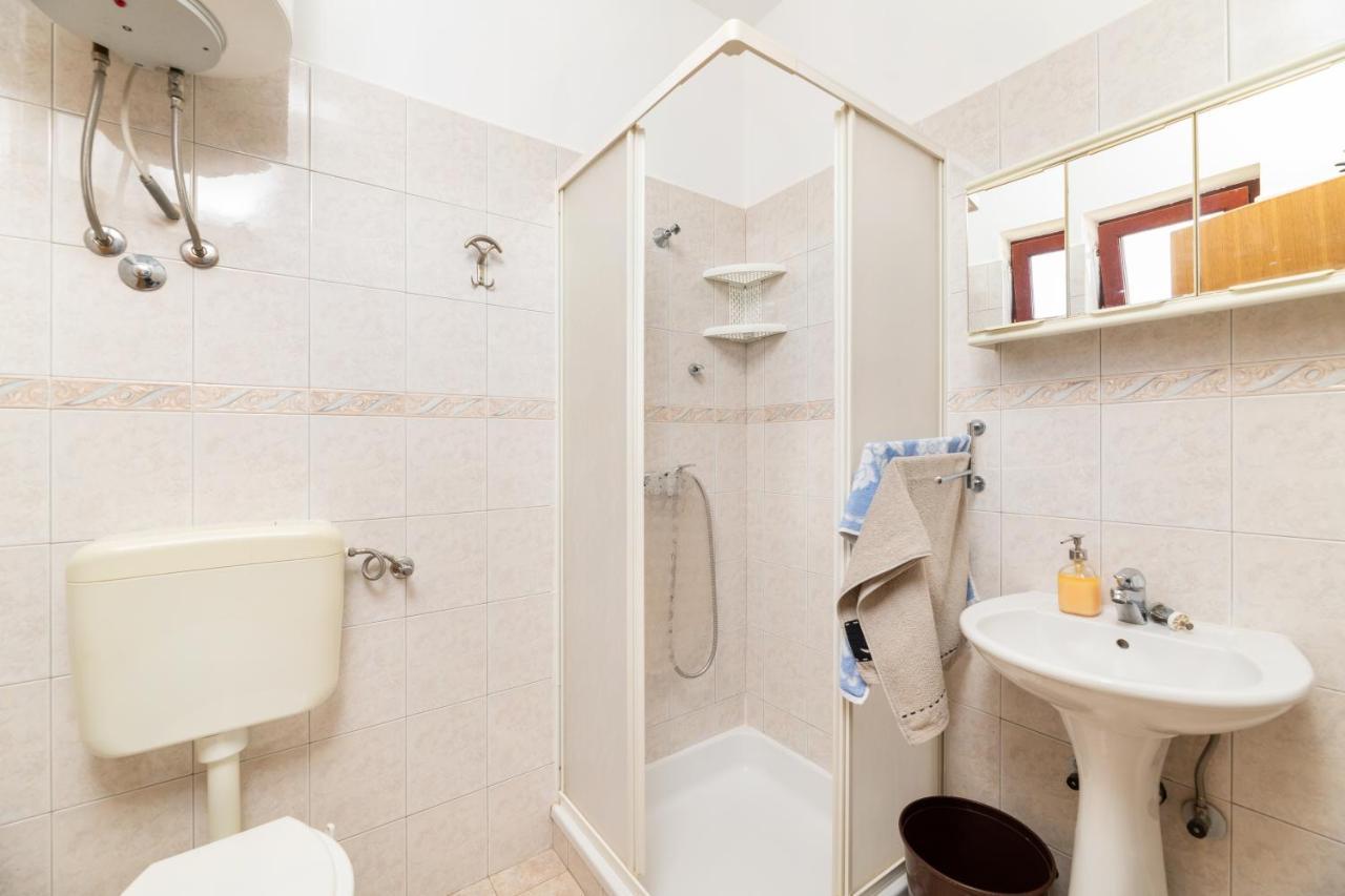 Apartman Petelin Novigrad Istria Esterno foto